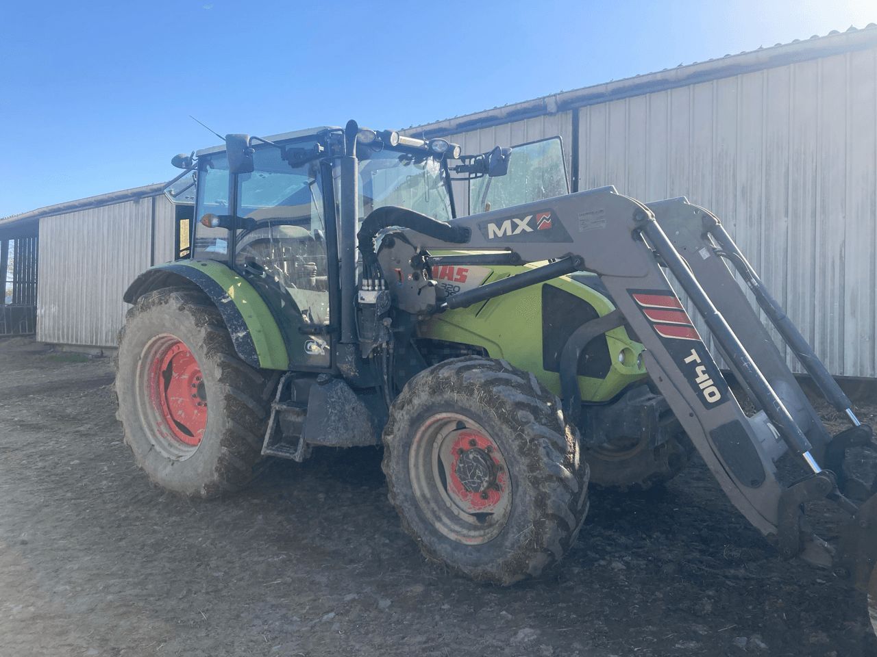 E-FARM: Claas Axos 320 CX - Tractor - id 7WLAJJN - 21.500 EUR - Anul: 2014 - Citeste ore: 7.900,Franța