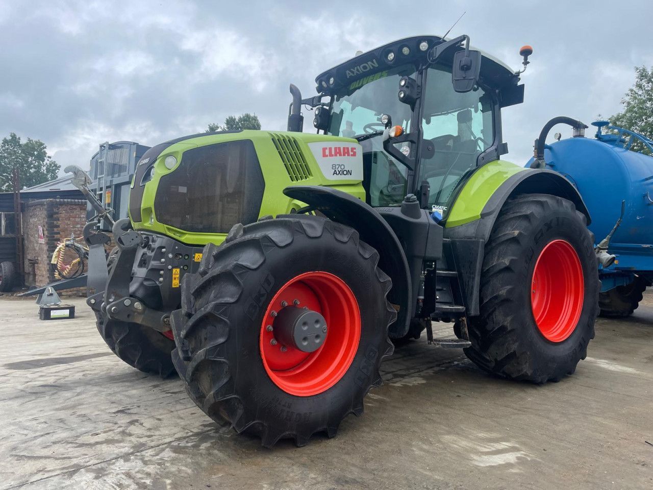 E-FARM: Claas Axion 870 - Traktor - id PSDGH2A - 112.055 € - Baujahr: 2017 - Abgelesene Motorstunden: 4.350,Motorleistung (PS): 295,Vereinigtes Königreich