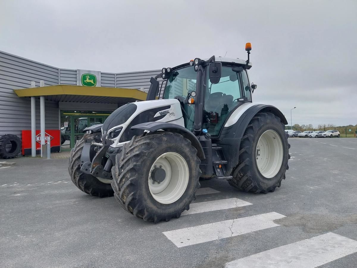 E-FARM: Valtra N154e - Tracteur - id EWXQ6B3 - Année: 2020 - Lecture du nombre d'heure: 3 350,Puissance du moteur (chevaux): 155,France