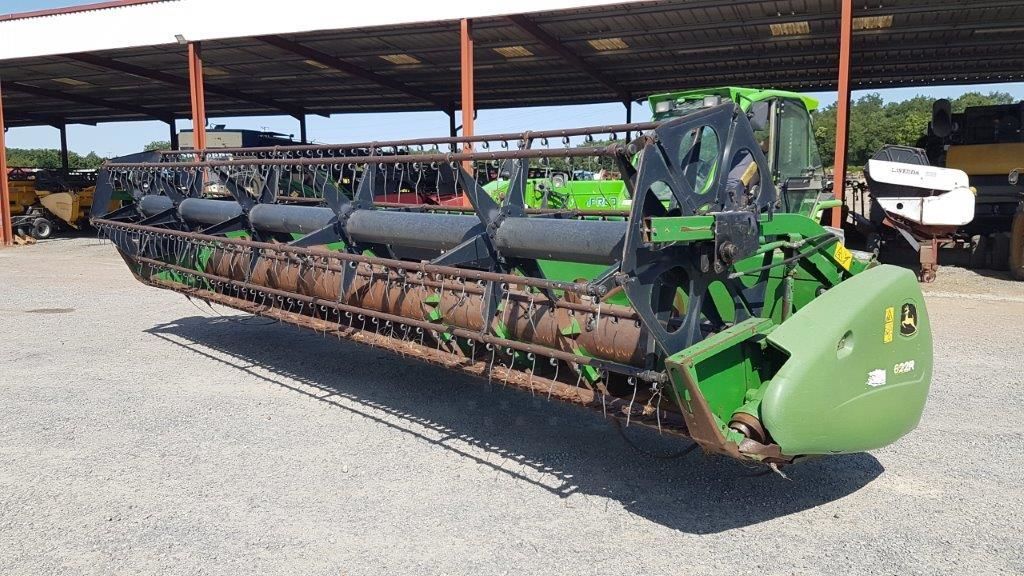 E-FARM: John Deere 622R - Barre de coupe - id RLQ3Y3K - 10 350 € - Année: 2006 - France