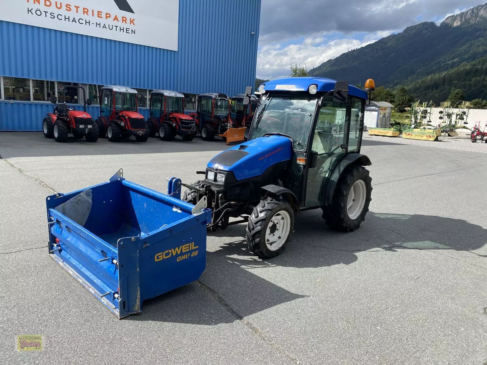 E-FARM: New Holland TCE 40 - Τρακτέρ - id SVFEQTP - 17.500 € - Χρονία: 2005 - Μετρητής ωρών: 3.000,Ισχύς κινητήρα: 37,Αυστρία