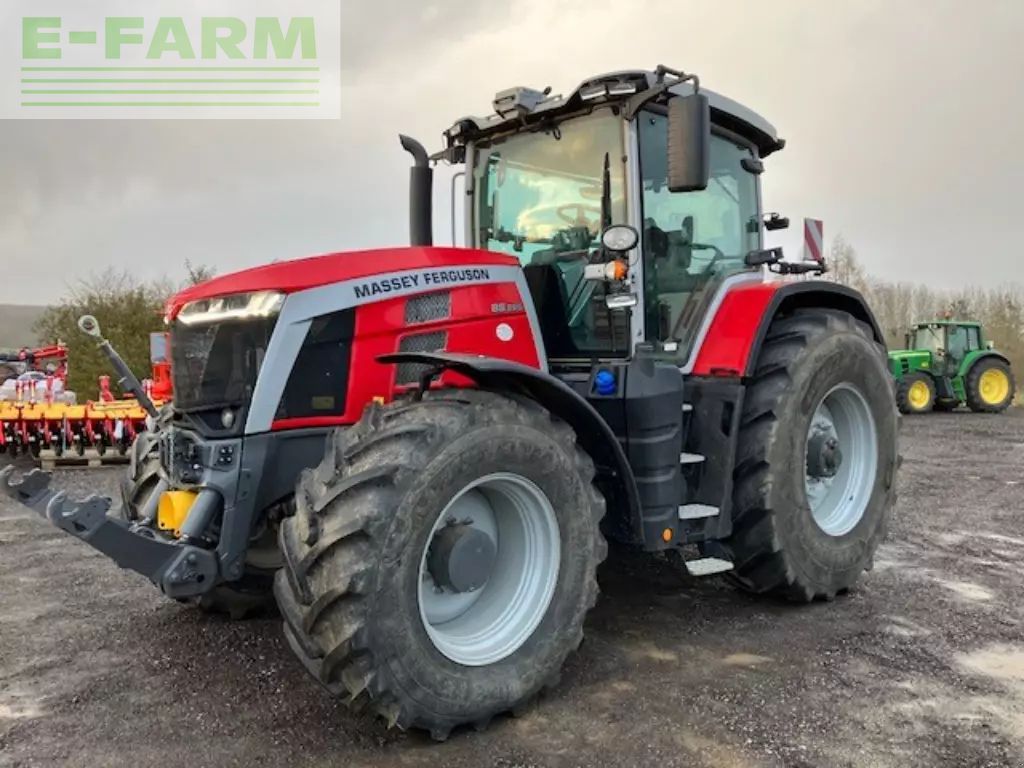 Massey Ferguson 8S.265 Exclusive Трактор 140 000 €