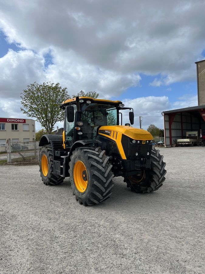 JCB Fastrac 4220 Tractor 70.000 €