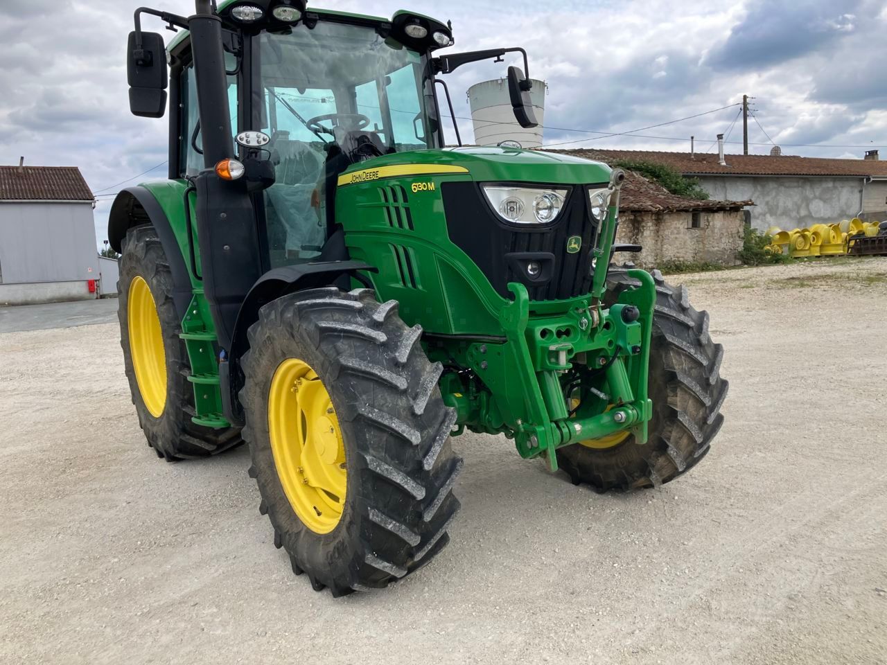 John Deere 6130 M Traktor 85 000 €