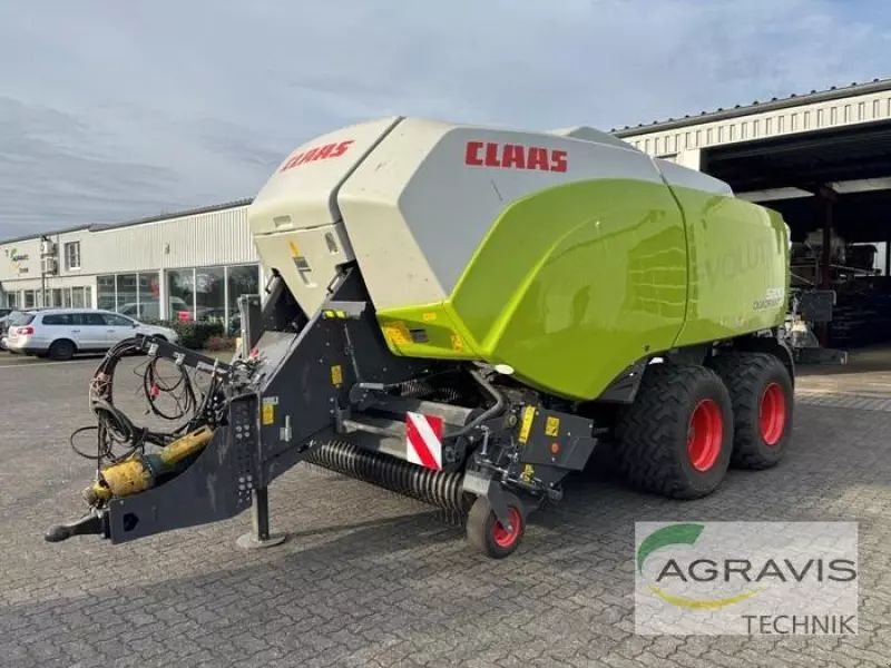 E-FARM: Claas Quadrant 5200 FC - Ballenpresse - id UXXXTPG - 164.900 € - Baujahr: 2023 - Ballenanzahl: 6.260,Deutschland