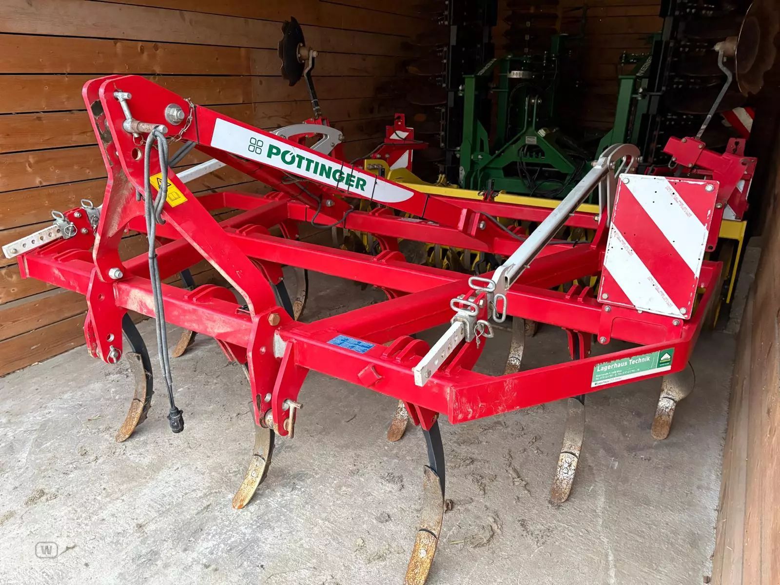 Pöttinger Synkro 3030 Grubber 9.646 €