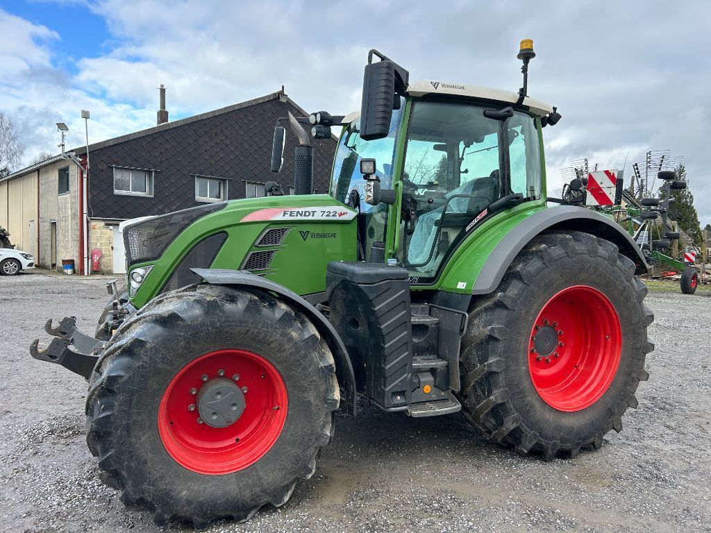 E-FARM: Fendt 722 Vario ProfiPlus - Tractor - id XR57R5C - €125,000 - Year of construction: 2019 - Engine hours: 4,950,Engine power (HP): 220,France
