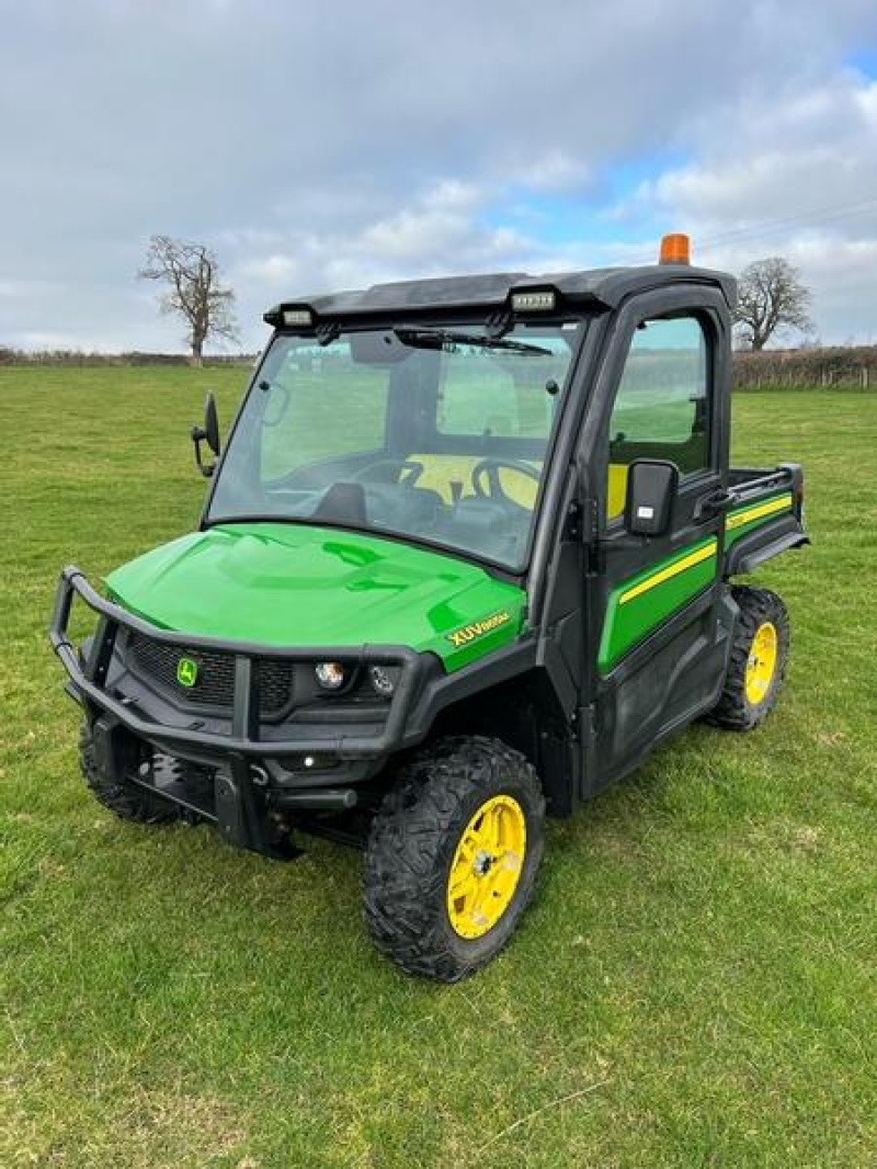 John Deere 865m tractor €20,141