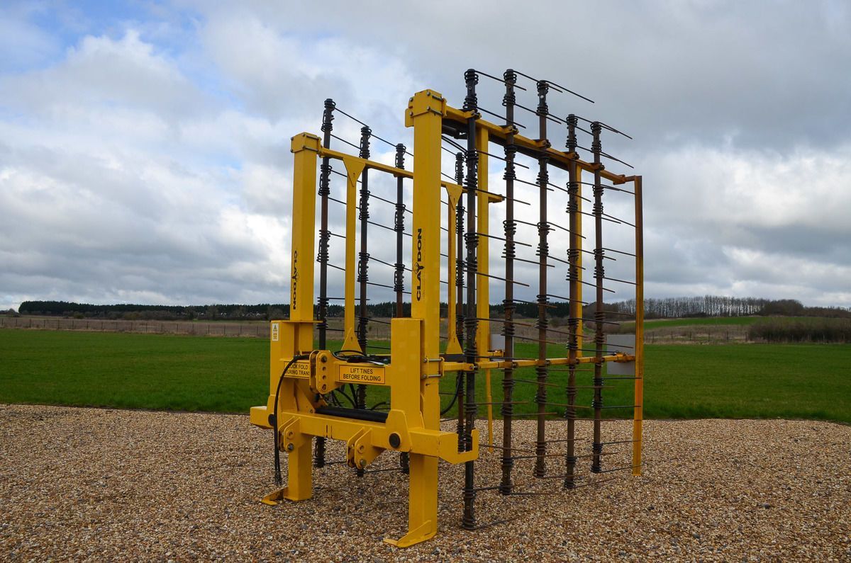 E-FARM: Claydon straw harrow cultivator 7.5m - Kultywator - id YZRRWCS - 9192 € - Rok produkcji: 2012 - Zjednoczone Królestwo