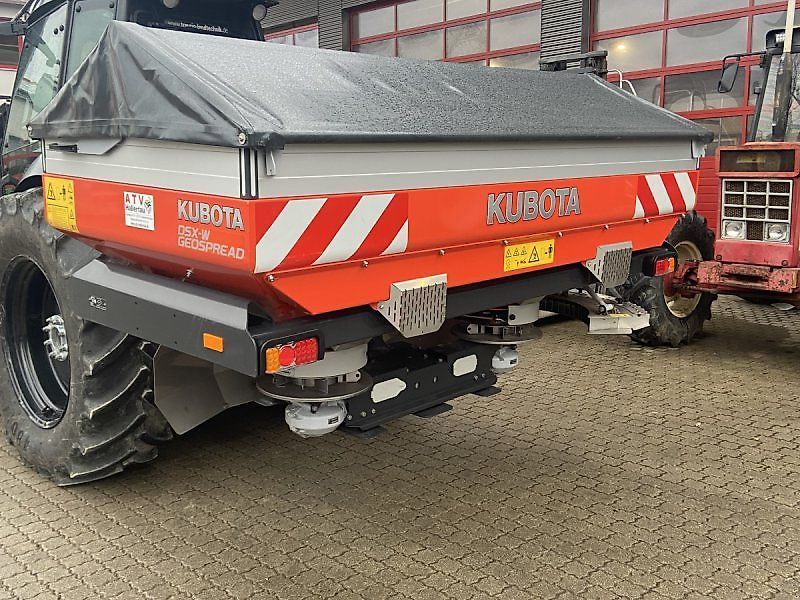 E-FARM: Kubota dsx-w geopspread - Esparcidor de abono - id LYW4KNV - 16.387 € - Año: 2016 - Alemania