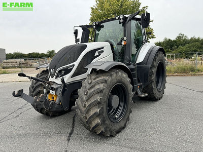 E-FARM: Valtra T234D - Tractor - id 1FWPMKA - €115,000 - Year of construction: 2021 - Engine hours: 3,125,Engine power (HP): 230,Germany