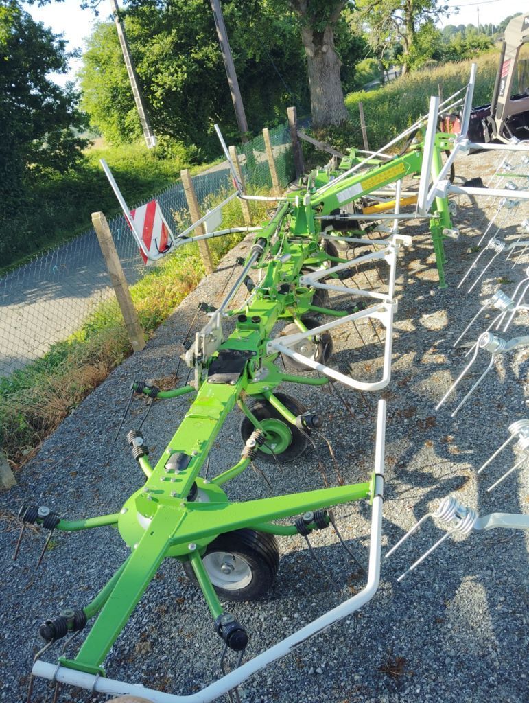 SaMASZ p8-890 Tedder €12,500