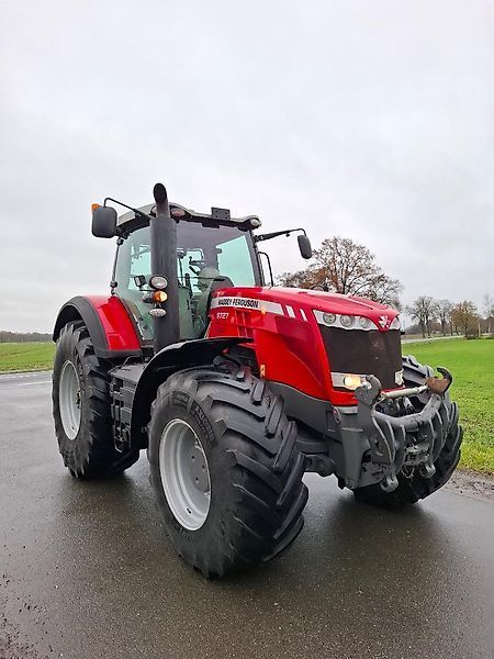 Massey Ferguson 8727 Tractor €60,000