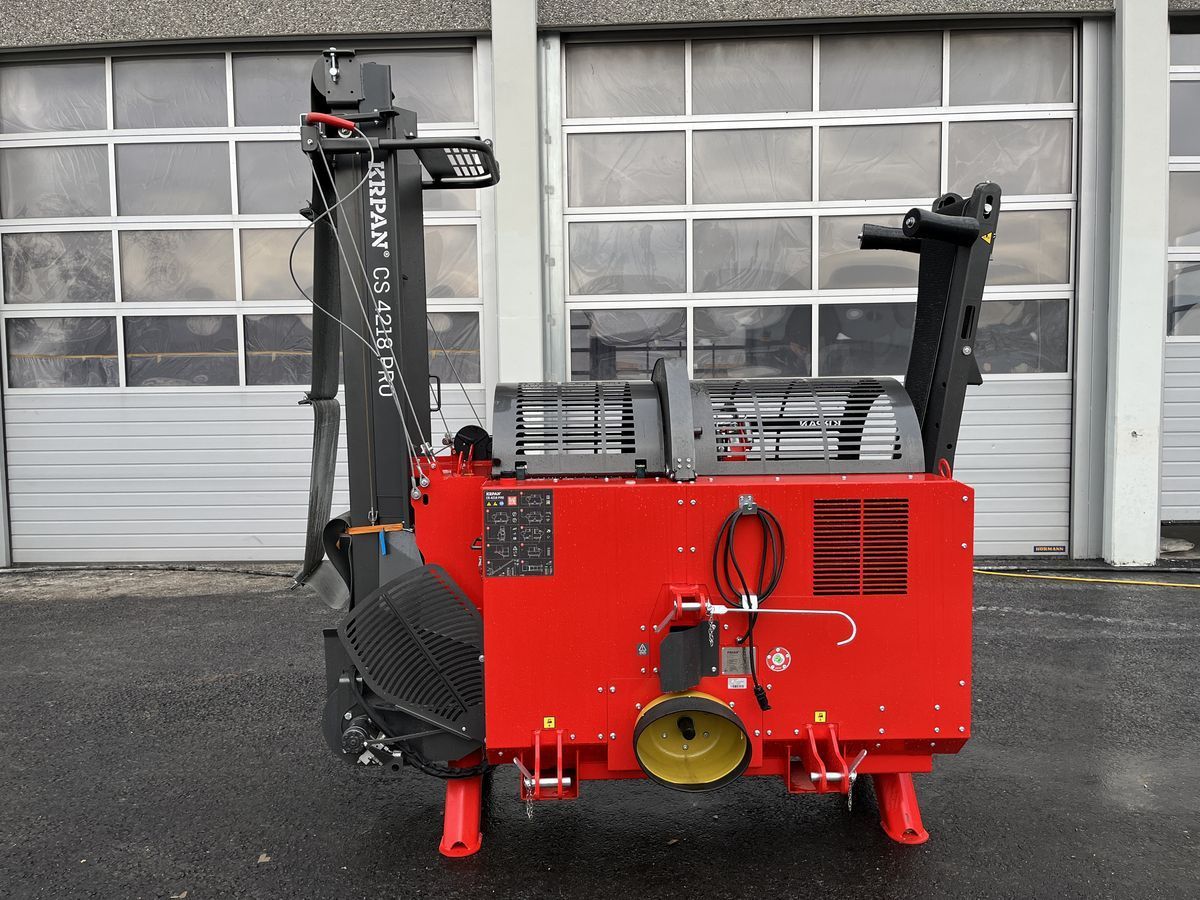 E-FARM: Krpan cs 4218 pro sägespalter - Säge und Spalter - id L8JC9SM - 21.667 € - Baujahr: 2024 - Österreich