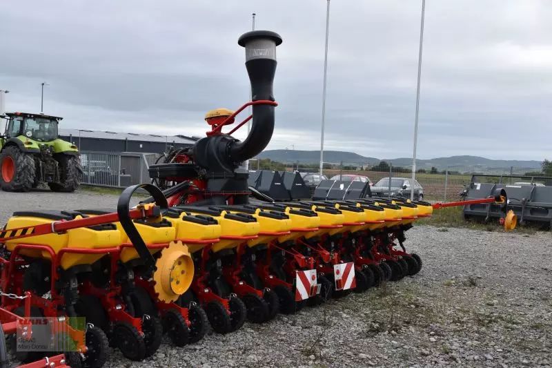 VÄDERSTAD Tempo V 12 Maszyna do siewu punktowego 134 900 €