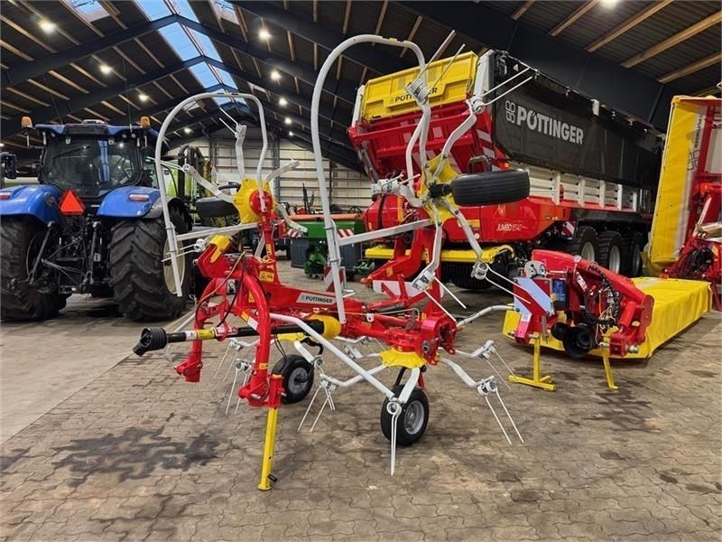 Pöttinger Hit 4.54 Karuzelowy przetrząsacz do siana 8370 €