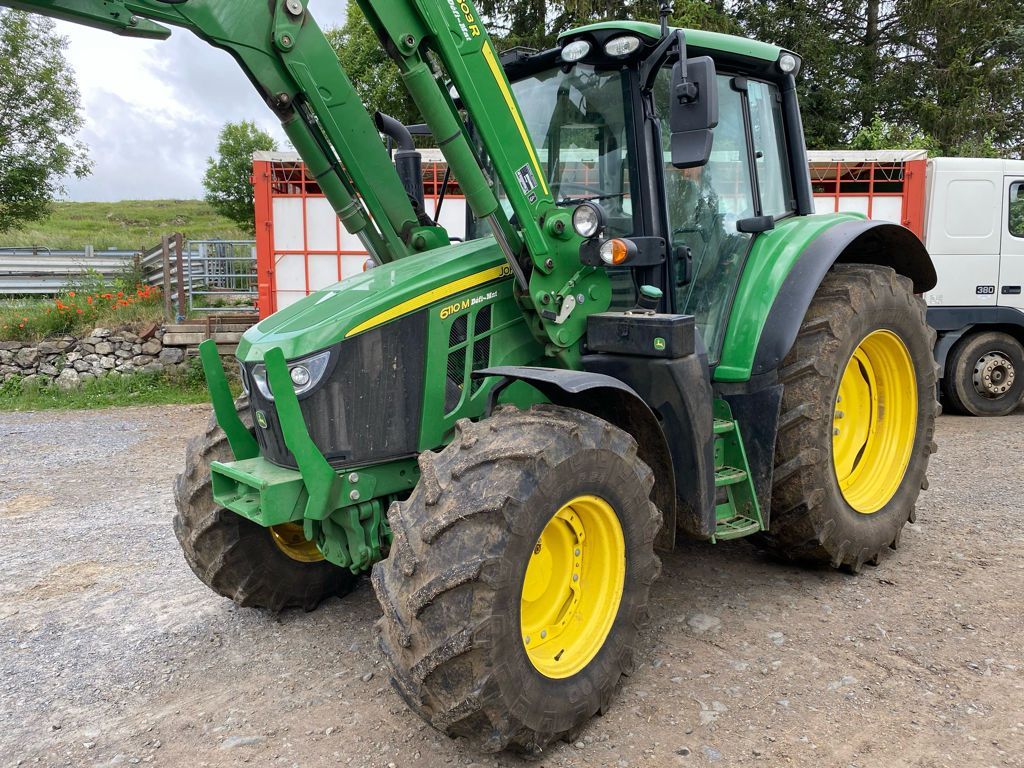 E-FARM: John Deere 6110 M - Tractor - id MR8NCQK - €79,000 - Year of construction: 2020 - Engine hours: 2,800,Engine power (HP): 110,France
