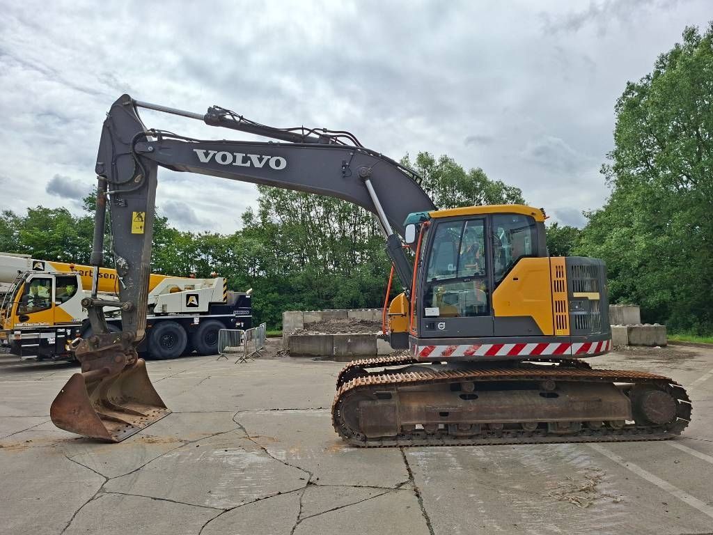 VOLVO ecr 235 el (+3 buckets) Raupenbagger 62.500 €