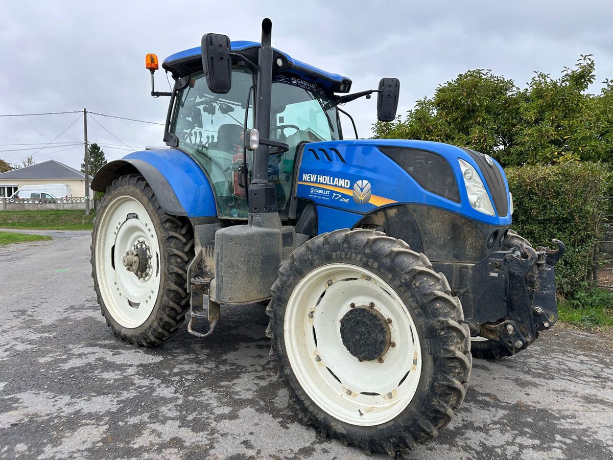 New Holland T7.245 Tractor €78,000