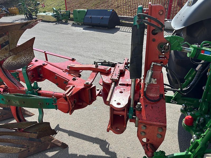Kverneland ED 100/300 Aratro 15.250 €