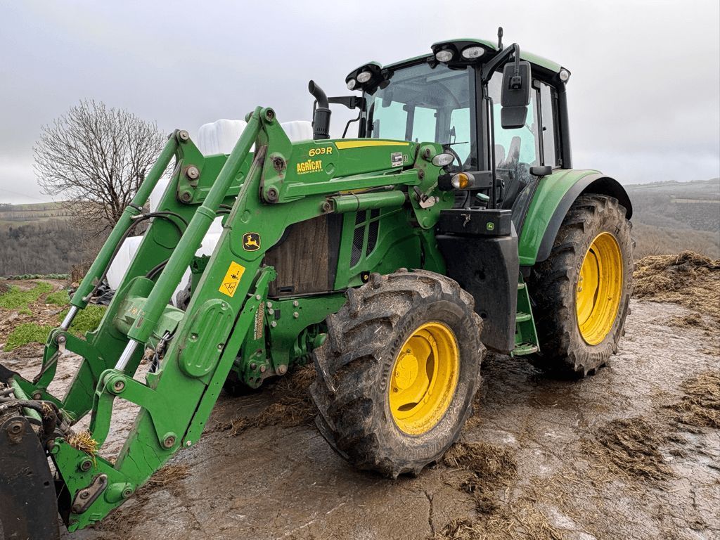 John Deere 6100 M Tractor 69.000 €