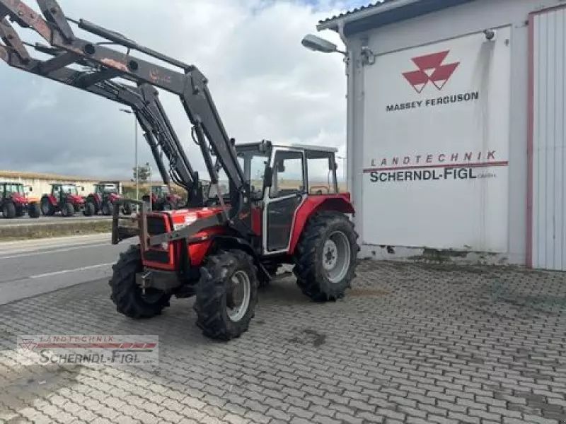 Massey Ferguson 253 Tractor €17,611