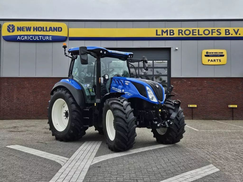 New Holland T5.140 AC Trattore