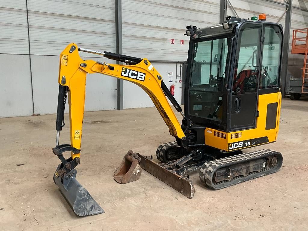 JCB 16 c-1 Mini excavator €14,750
