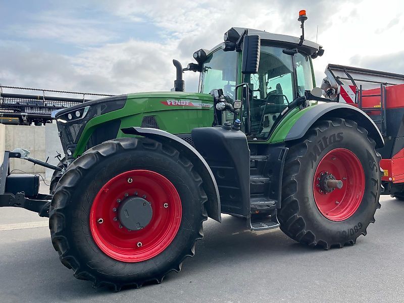 E-FARM: Fendt 942 Vario ProfiPlus - Traktor - id TVNCQ3Y - 267.000 € - Baujahr: 2023 - Abgelesene Motorstunden: 1.900,Deutschland