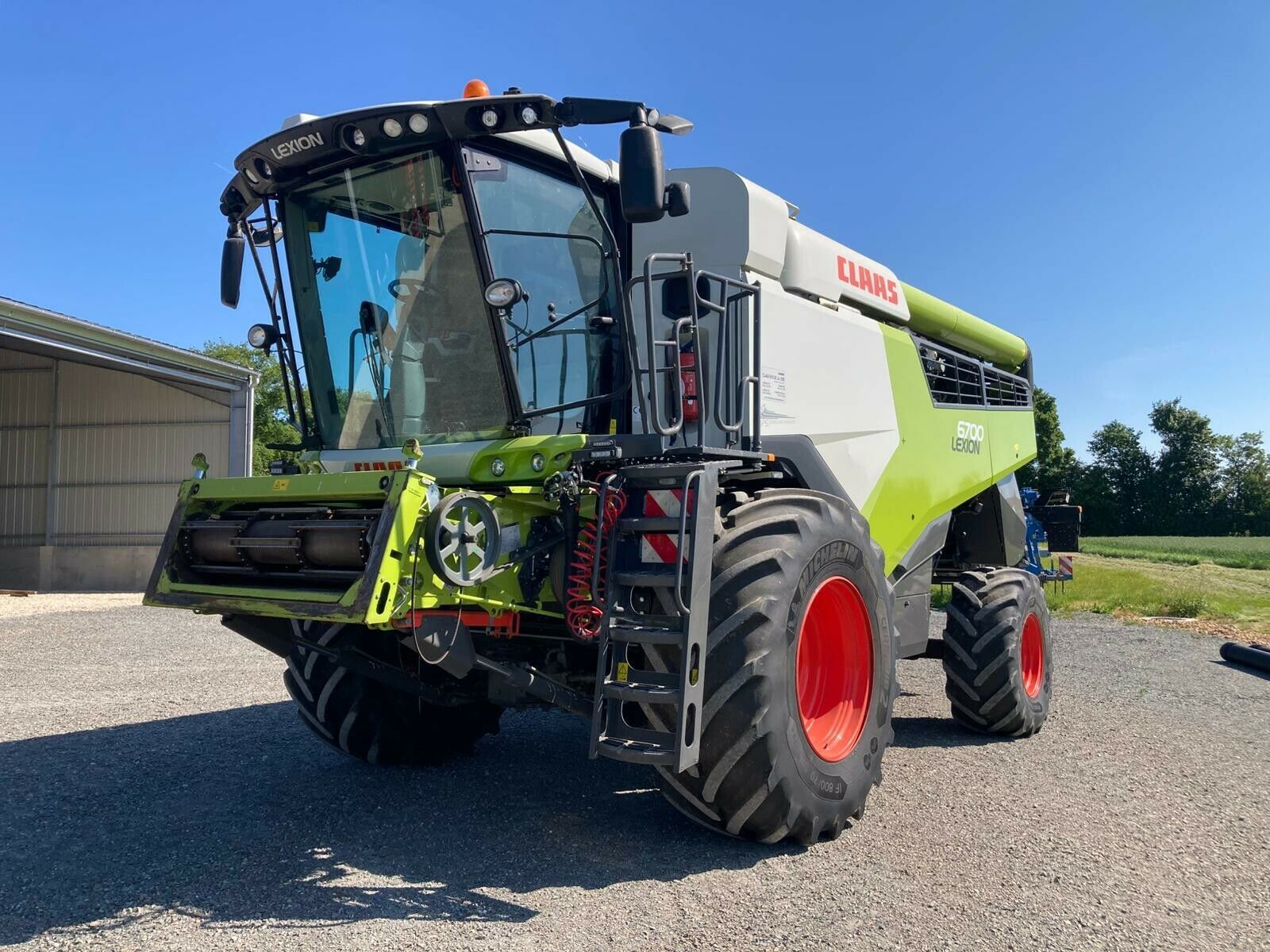 Claas Lexion 6700 Combine harvester €215,000