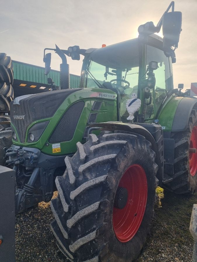 E-FARM: Fendt 514 Vario PowerPlus - Tractor - id LUGFPMN - €110,000 - Year of construction: 2022 - Engine hours: 2,900,Engine power (HP): 140,France
