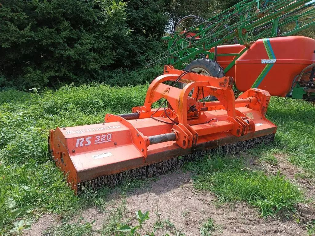 E-FARM: Agrimaster rs 320 - Broyeur - id E7TGVHX - 7 500 € - Année: 2018 - France