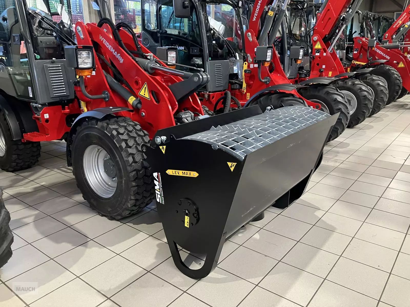 E-FARM: sonstige sima betonmischschaufel s25 - Radlader - id V9HDX41 - Baujahr: 2025 - Motorleistung (PS): 1,Österreich