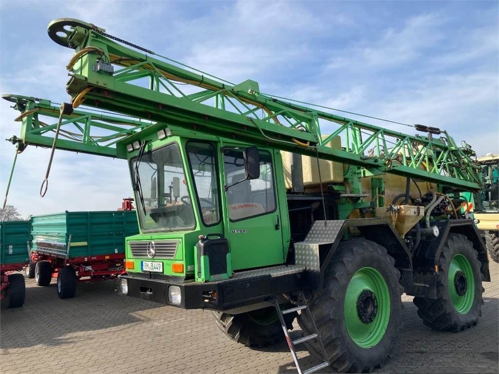 E-FARM: Dammann dt 2100 - Opryskiwacz - id XAVUM4N - 26 000 € - Rok produkcji: 2001 - Motogodziny: 9351,Niemcy