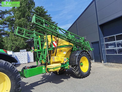 E-FARM: John Deere 832 - Sprayer - id RM7B3J7 - €12,800 - Year of construction: 2004 - Germany