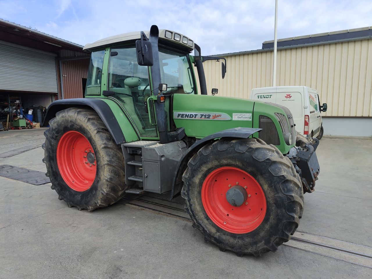 Fendt 712 Vario Tractor 31.000 €