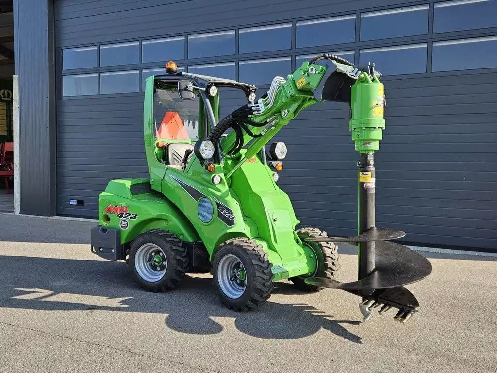 E-FARM: Avant 423 tdl+ mini-shovel - Cargador de ruedas - id PPTA3LM - Año: 2025 - Países Bajos