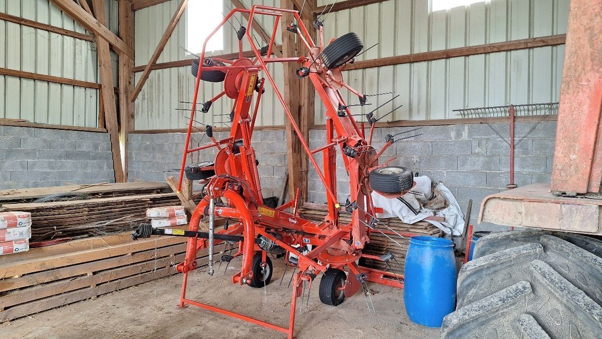 Kuhn GF 6502 Tedder 8100 €