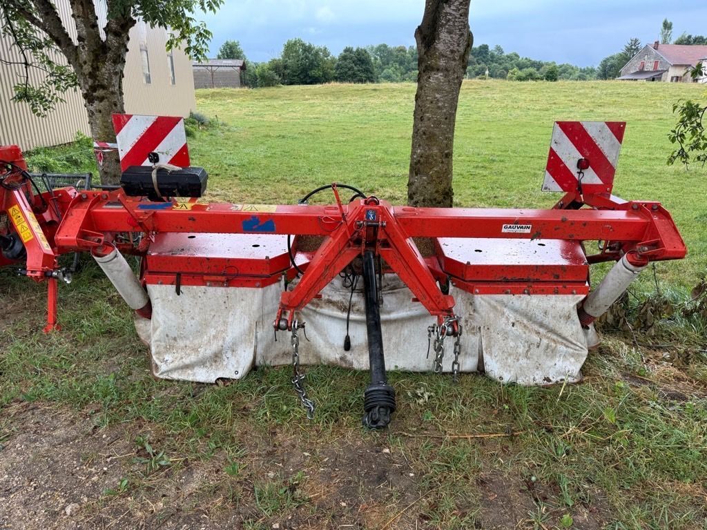 E-FARM: Kuhn GMD 802 F - Косачка - id DZASAUT - 5200 € - Година на построяване: 2013 - Франция