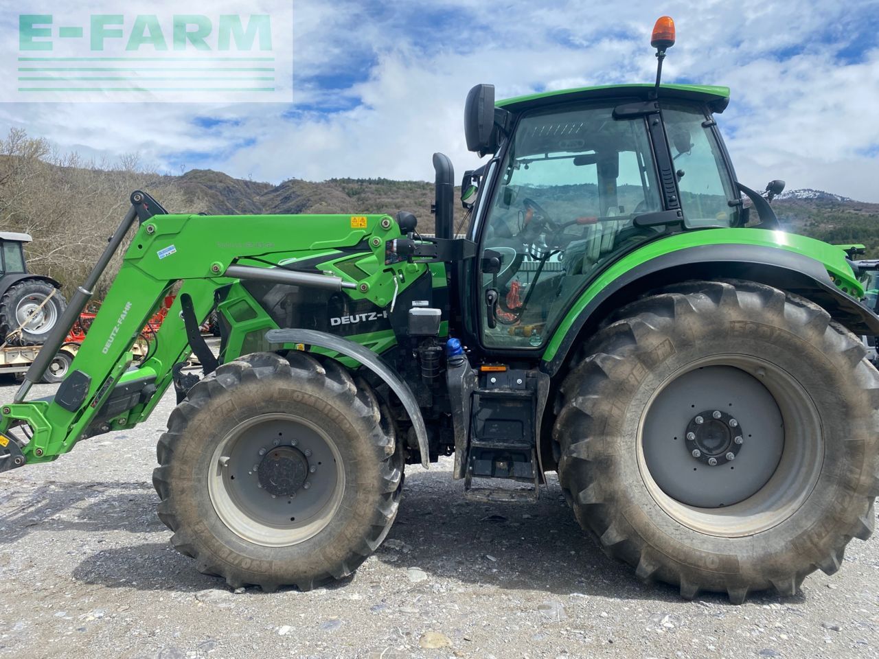 Deutz-Fahr AgroTron 6165.4 TTV Traktor 110.000 €