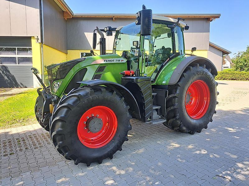 Fendt 718 Vario Profi Plus Tractor 113.000 €