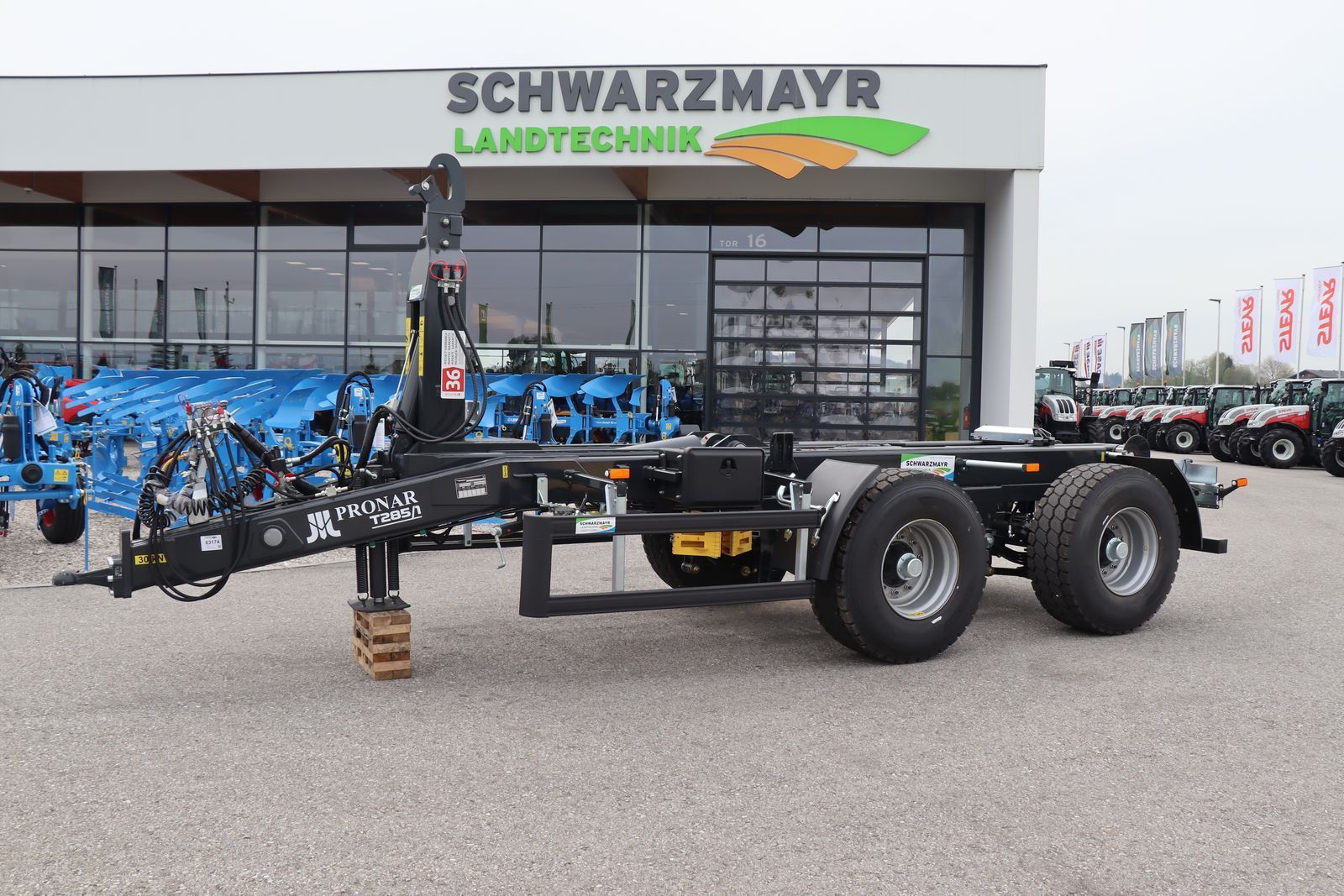 E-FARM: Pronar t285/1 hackenlift - Remorque - id 7ZW4SLT - Année: 2025 - Autriche