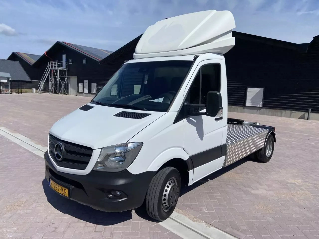 E-FARM: Other be trekker 8 ton mercedes-benz sprinter 519 euro - Трейлер - id Q74IZPZ - 29 950 € - Год выпуска: 2017 - Нидерланды