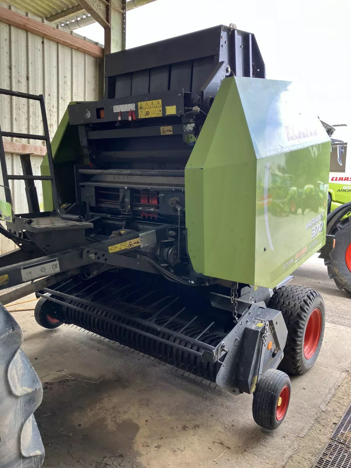 E-FARM: Claas Variant 370 - Presse à balles - id LTWZBJY - 9 500 € - France