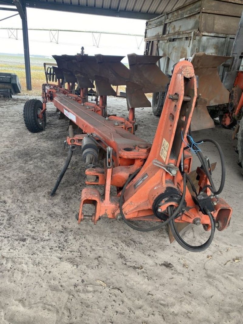 E-FARM: GREGOIRE BESSON rb71 - Pług - id DB9HLYG - 5900 € - Rok produkcji: 2003 - Francja