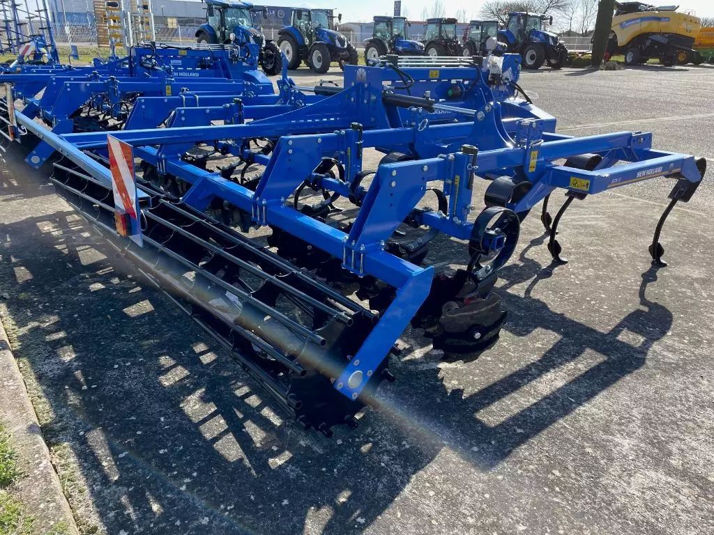 E-FARM: New Holland STX V 400R - Cultivator - id 5UPX8FS - €13,900 - Year of construction: 2022 - France