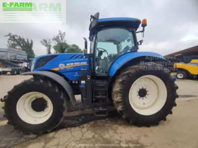 E-FARM: New Holland T7.230 - Tractor - id WLP8KMW - €80,000 - Year of construction: 2018 - Engine hours: 3,400,Engine power (HP): 200,France