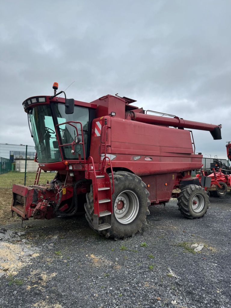 E-FARM: Case IH 2388 exclusive - Moissoneuse-batteuse - id CATTS6M - 47 500 € - Année: 2008 - Lecture du nombre d'heure: 3 400,France