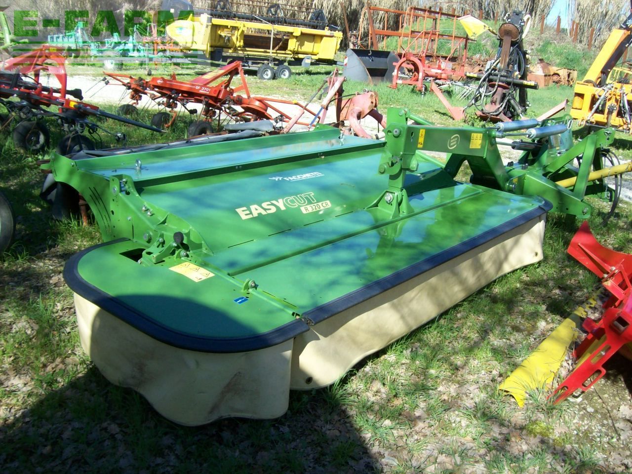 Krone easy cut r 320 cr Mower €13,900