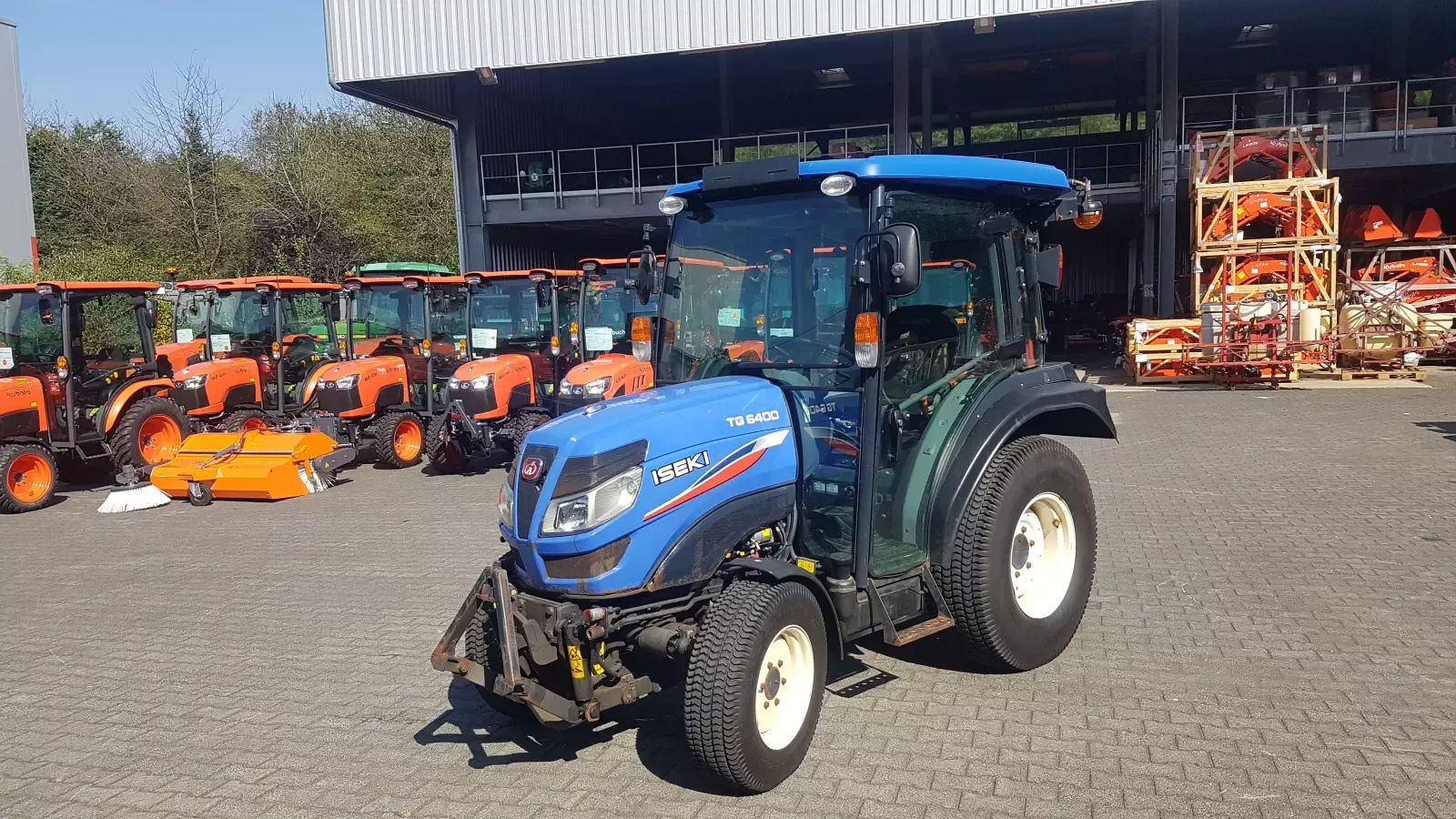 E-FARM: Iseki tg6400 - Tracteur - id L43UR1H - 23 700 € - Année: 2016 - Lecture du nombre d'heure: 945,Puissance du moteur (chevaux): 40,Allemagne